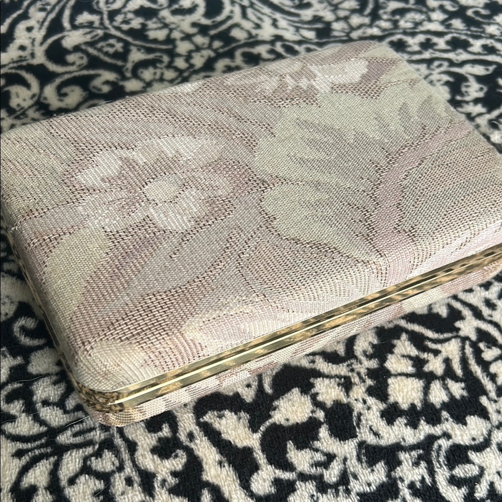 Elegant Vintage Floral Portable Jewelry Case